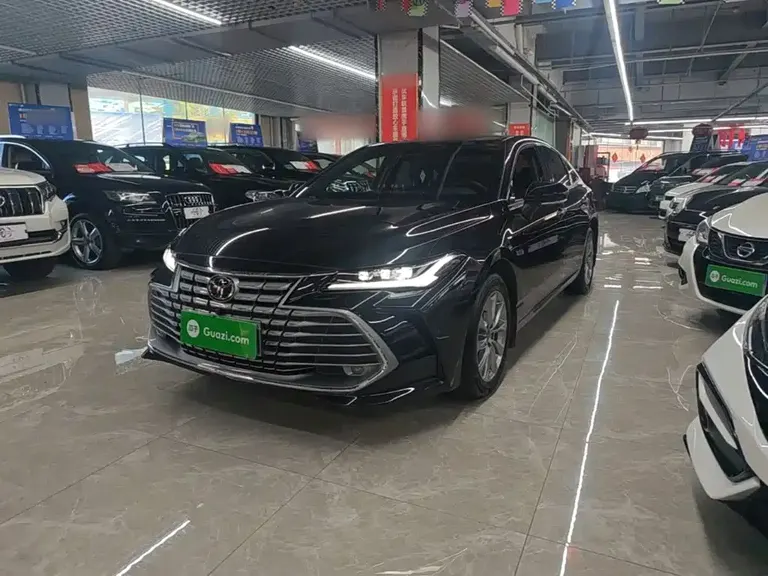 Toyota Avalon 2.0 L Progressive
