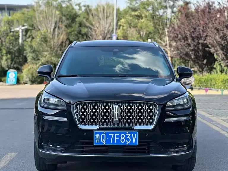 Lincoln Corsair 2.0 T 2 WD Graceful