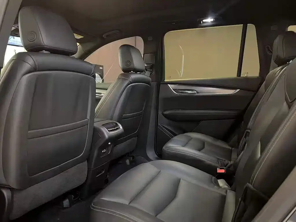 Cadillac XT6 28 T 6-seat 4 WD Style