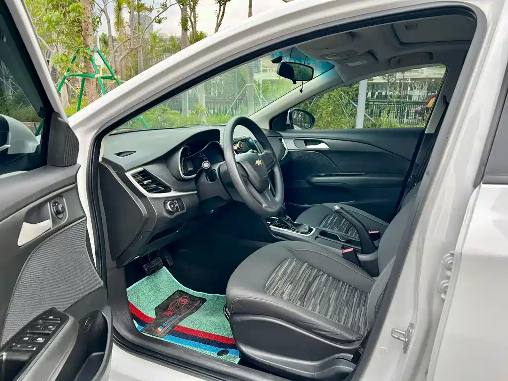 Cavalier 320 Auto Delight Sunroof