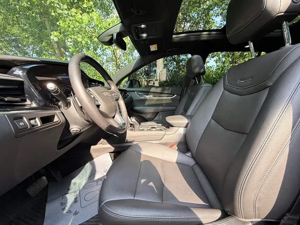 Cadillac XT6 2.0 T 6-seat 2 WD Luxury