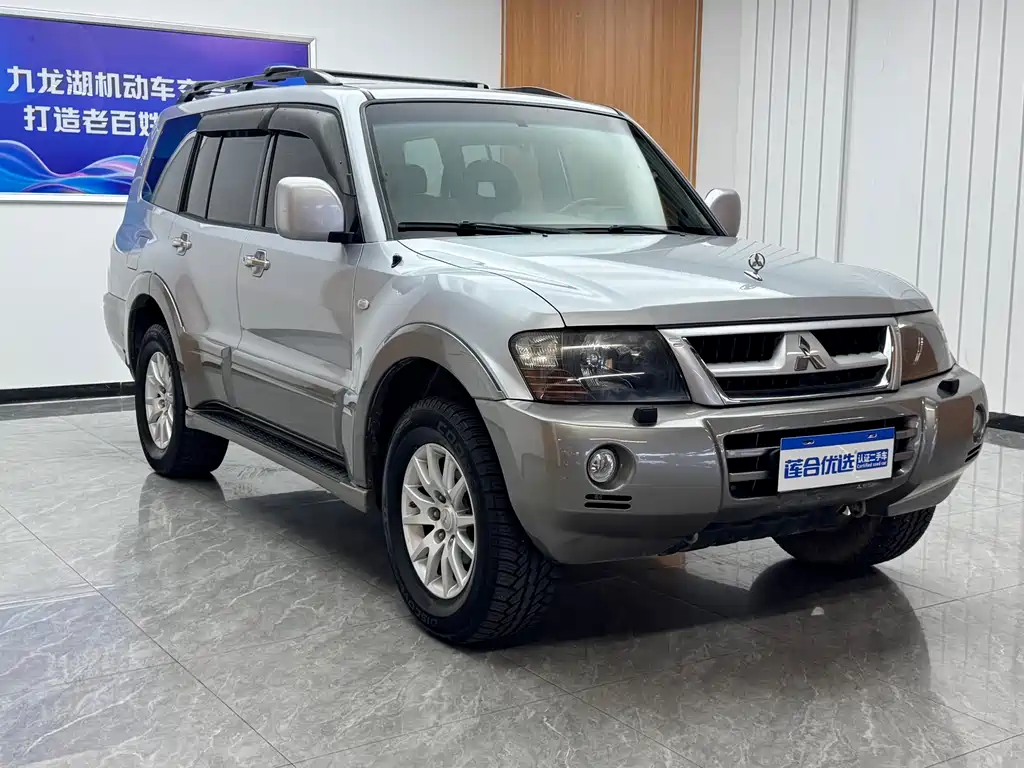 Pajero 帕杰罗 2004款 V73 3.0 L GLS