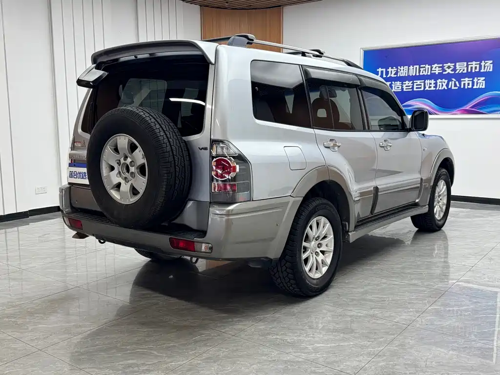 Pajero 帕杰罗 2004款 V73 3.0 L GLS