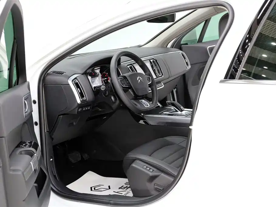 Citroën C6 400 THP Co-Create