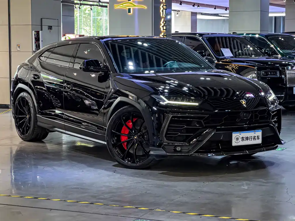 Urus 4.0 T V8