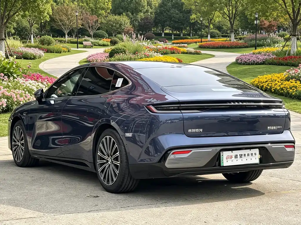 Galaxy Xingyao 8 130 km EM-i Flagship