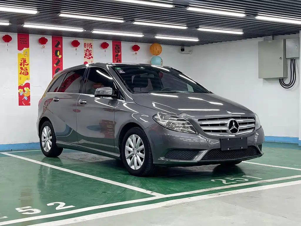 Mercedes-Benz B-Class B 180