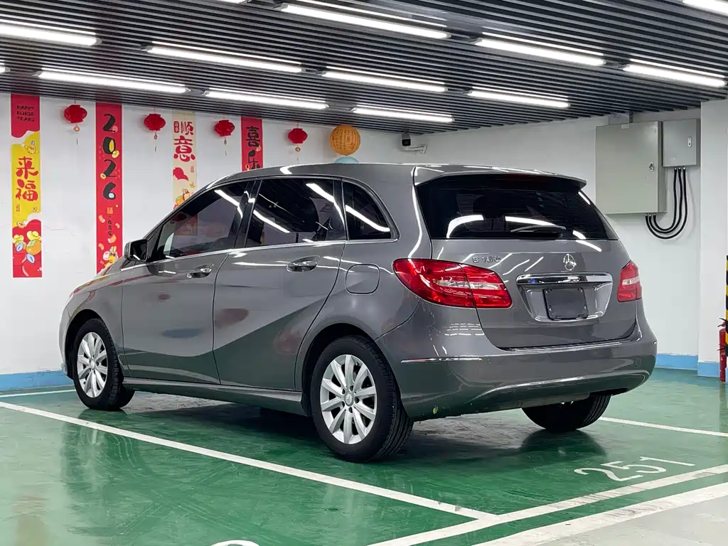 Mercedes-Benz B-Class B 180