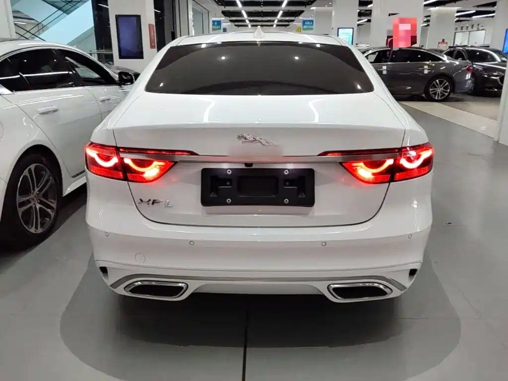 Jaguar XFL XFL 2.0 T P200 2 WD Elite Luxury