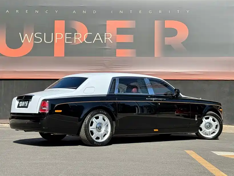 Phantom 6.7 L Extended EWB