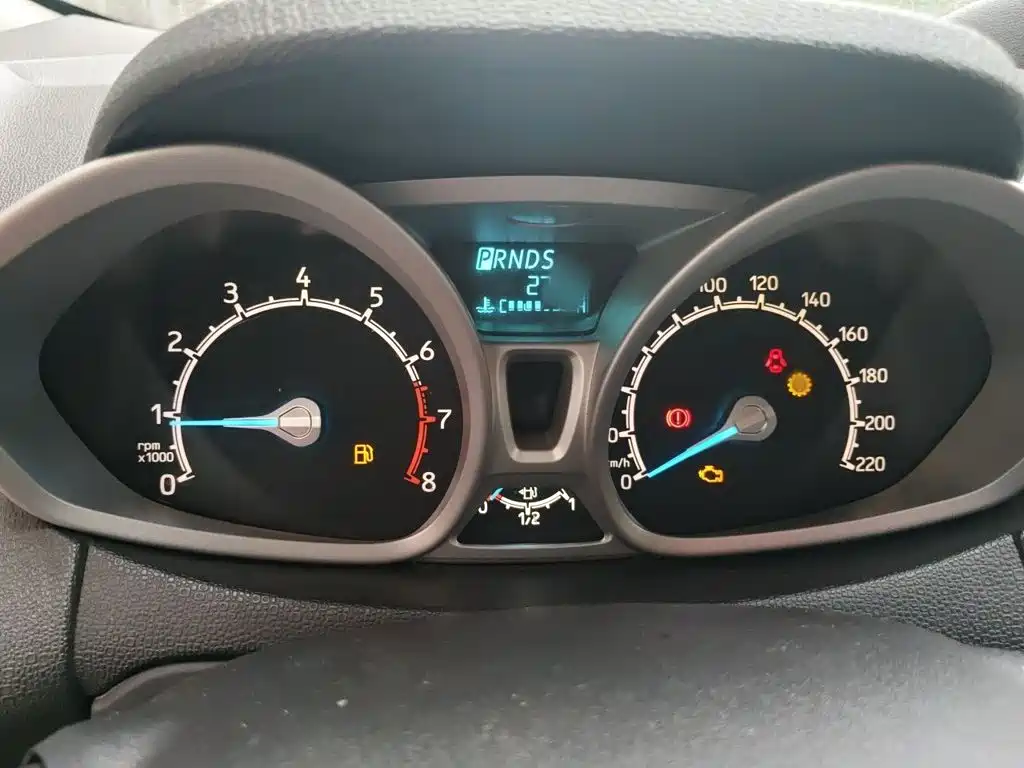 EcoSport 1.5 L Auto Distinguished