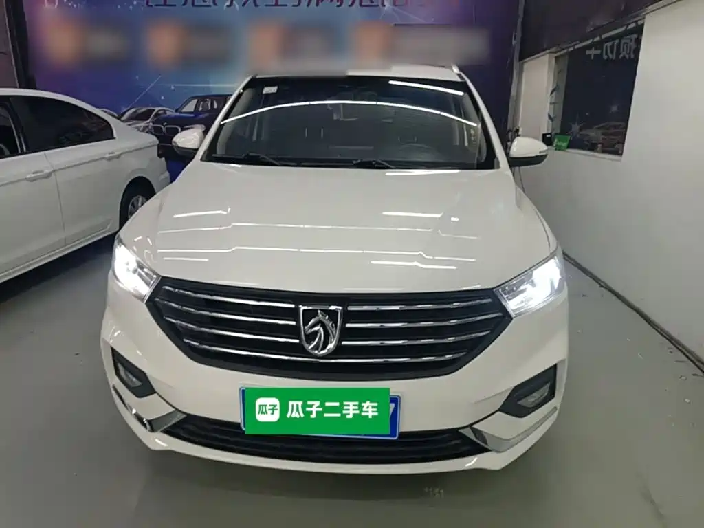 Baojun 360 1.5 L CVT Elite CN-VI