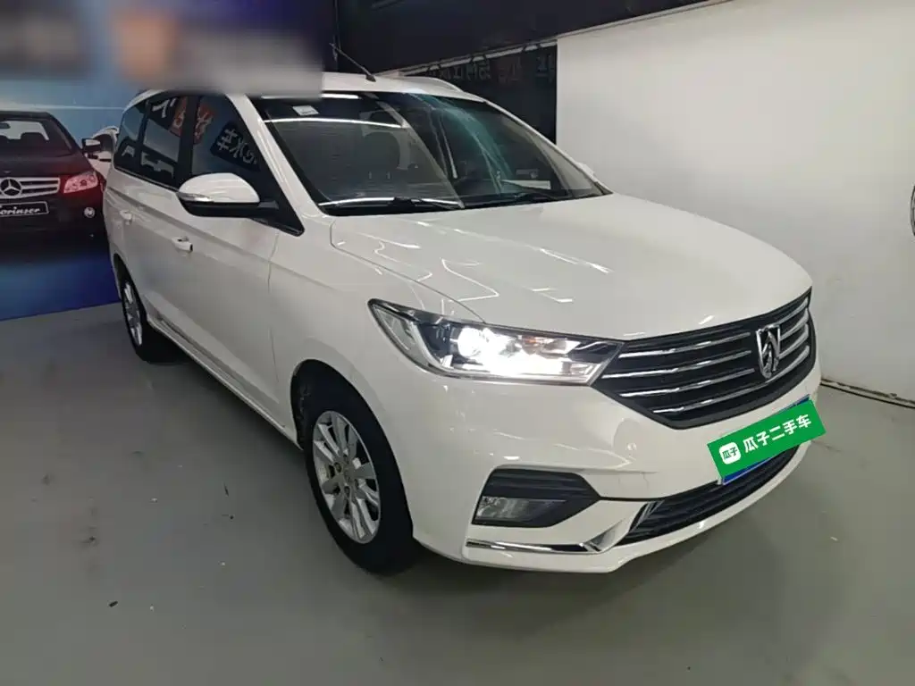 Baojun 360 1.5 L CVT Elite CN-VI