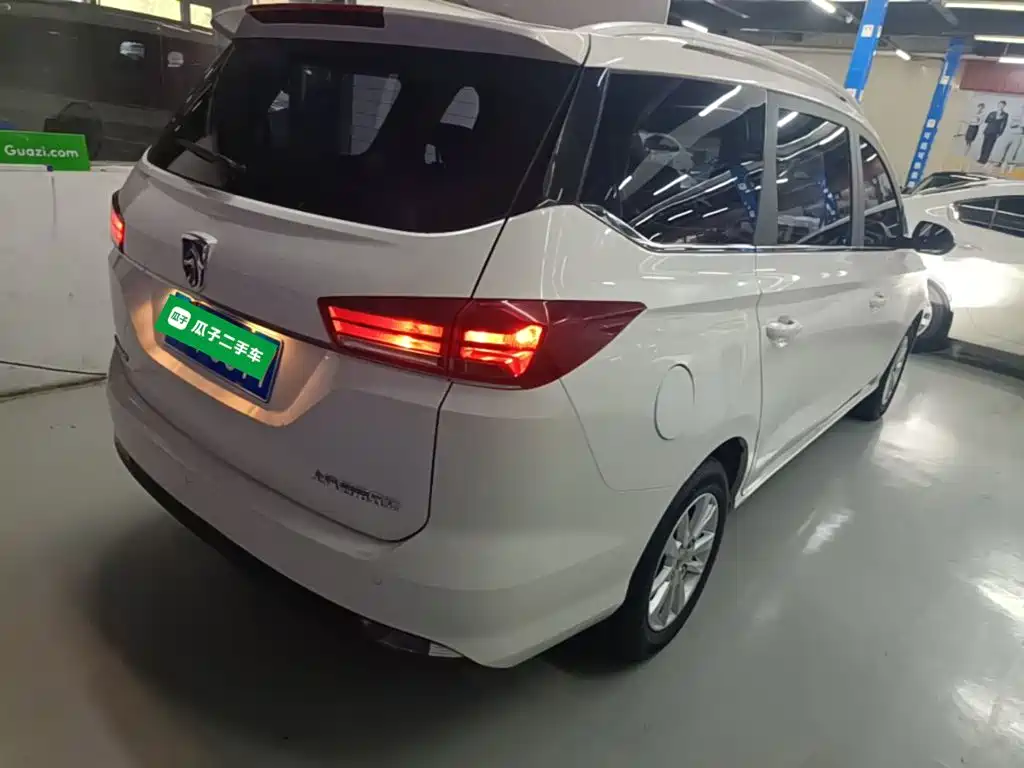 Baojun 360 1.5 L CVT Elite CN-VI