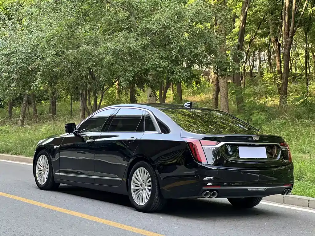 Cadillac CT6 28 T Luxury