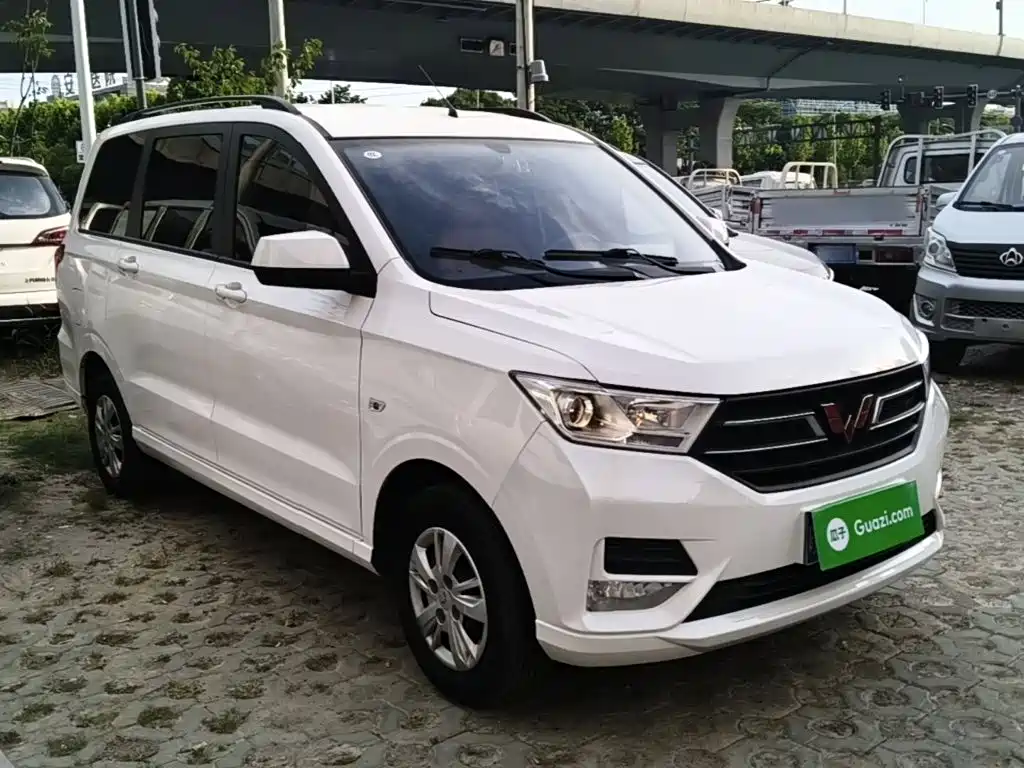 Wuling Hongguang Facelift 1.5 L S Comfort Hydraulic Assist LAR