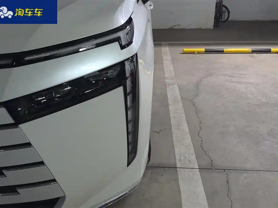Trumpchi E8 NEV 传祺E8 PHEV 2024款 150 km MAX