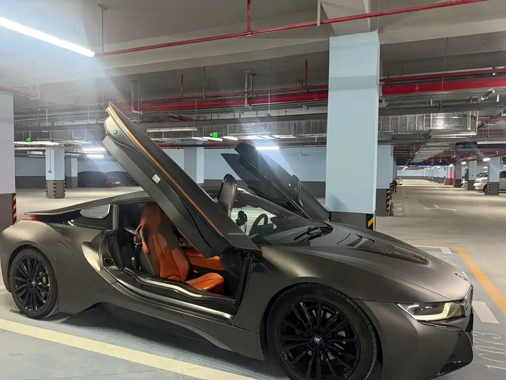 BMW i8 Convertible Sports Car