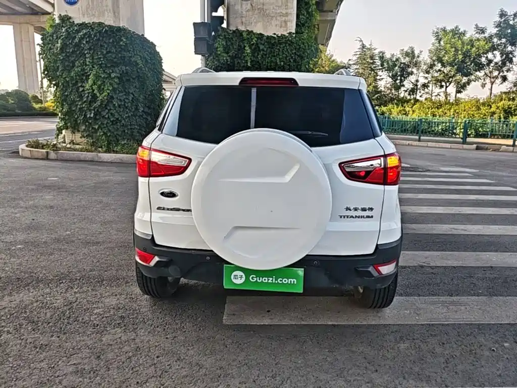 EcoSport 1.5 L Auto Distinguished