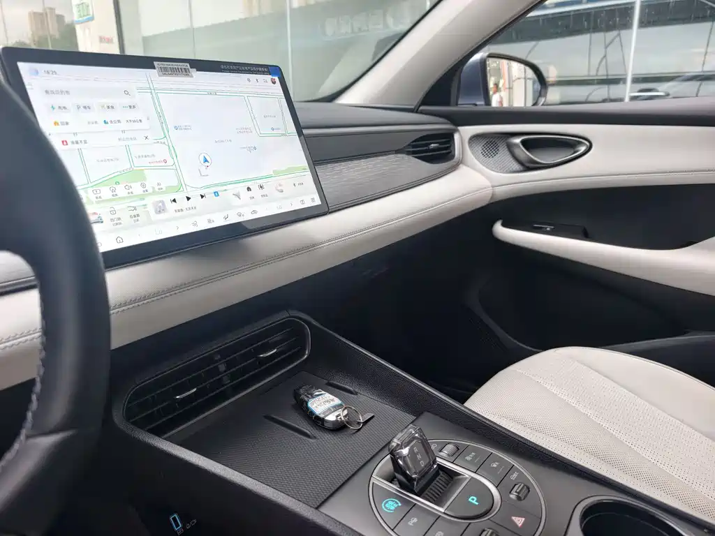 Seal 05 DM-i DM-i Smart Drive 120 KM Flagship