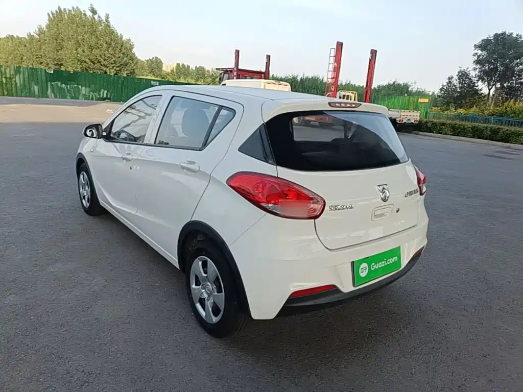 Baojun 310 1.2 L Manual Comfort