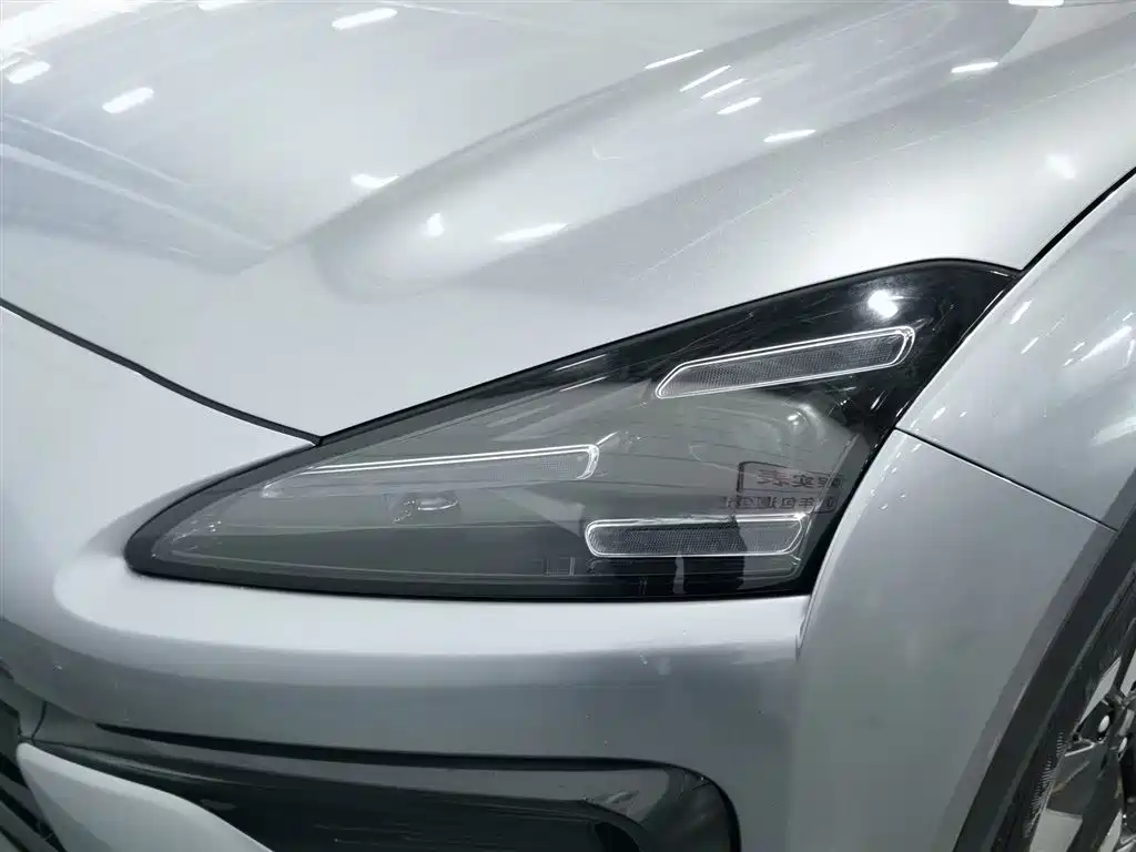 Baojun Yunhai 宝骏云海 2026款 140 km 插混标准版