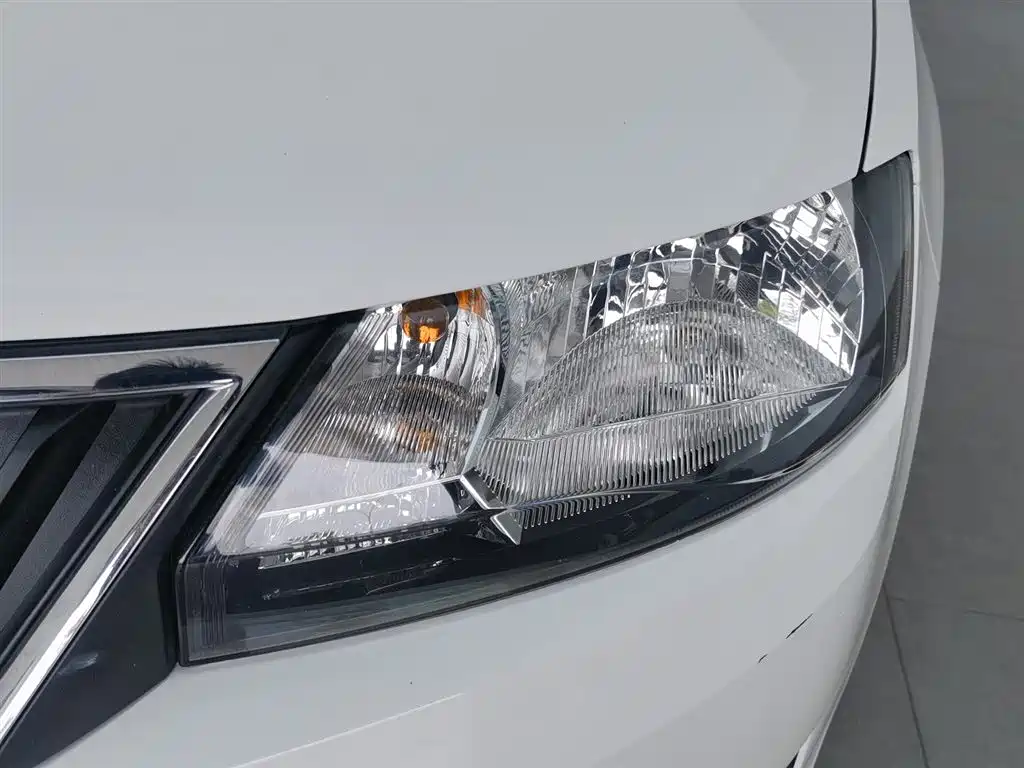 Rapid Spaceback 昕动 2016款 改款 1.4 L 手动前行版