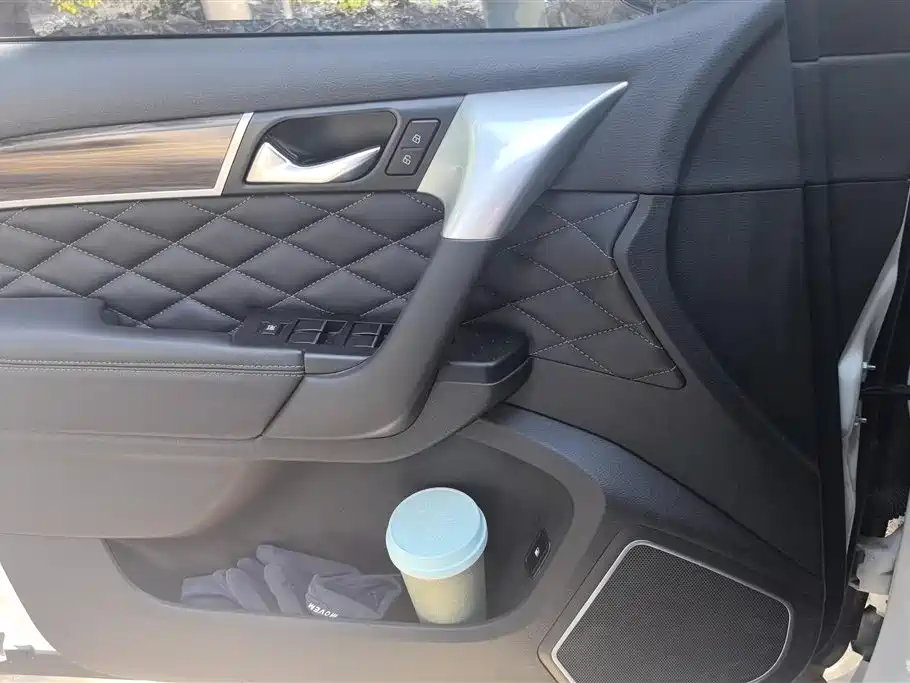 Haval H9 2.0 T Gasoline 4 WD Comfort 7-seat