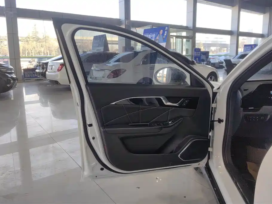 Besturn B70 S 2.0 T Smart Trend