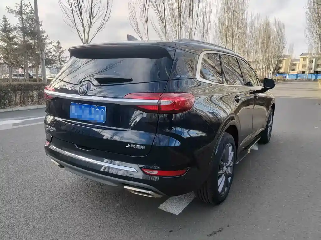 Enclave 28 T 4 WD Distinguished