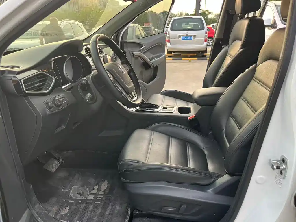 Ruiteng 1.5 TGI TST Luxury