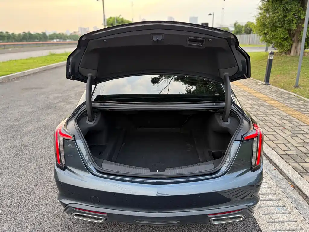 Cadillac CT5 Facelift 28 T Luxury