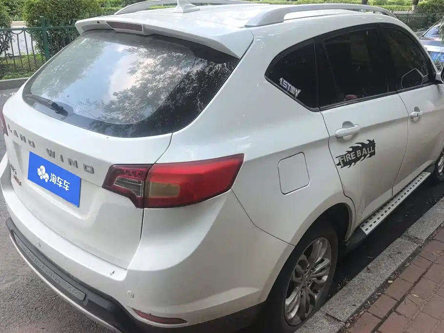 Landwind X5 陆风X5 2016款 Plus 1.5 T CVT创享版