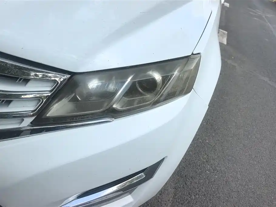 Landwind X5 陆风X5 2016款 Plus 1.5 T CVT创享版