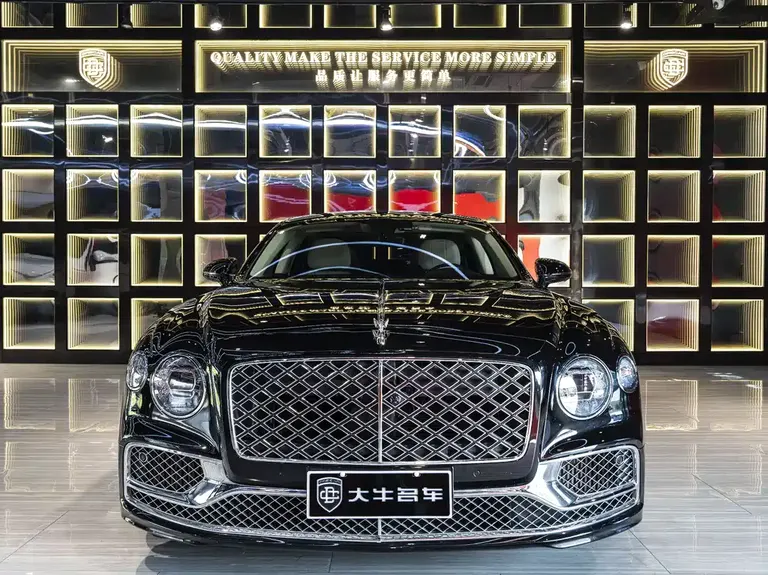 Bentley Flying Spur 4.0 T V8 Standard