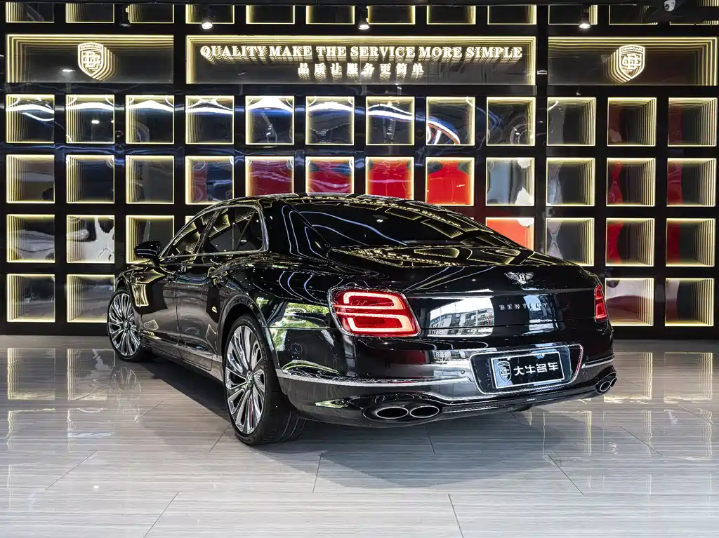 Flying Spur 4.0 T V8 Standard