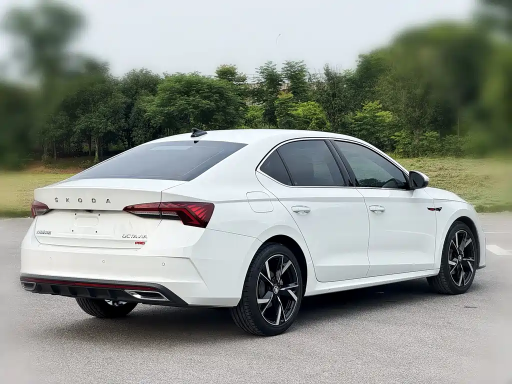 Octavia Facelift PRO TSI280 Premium