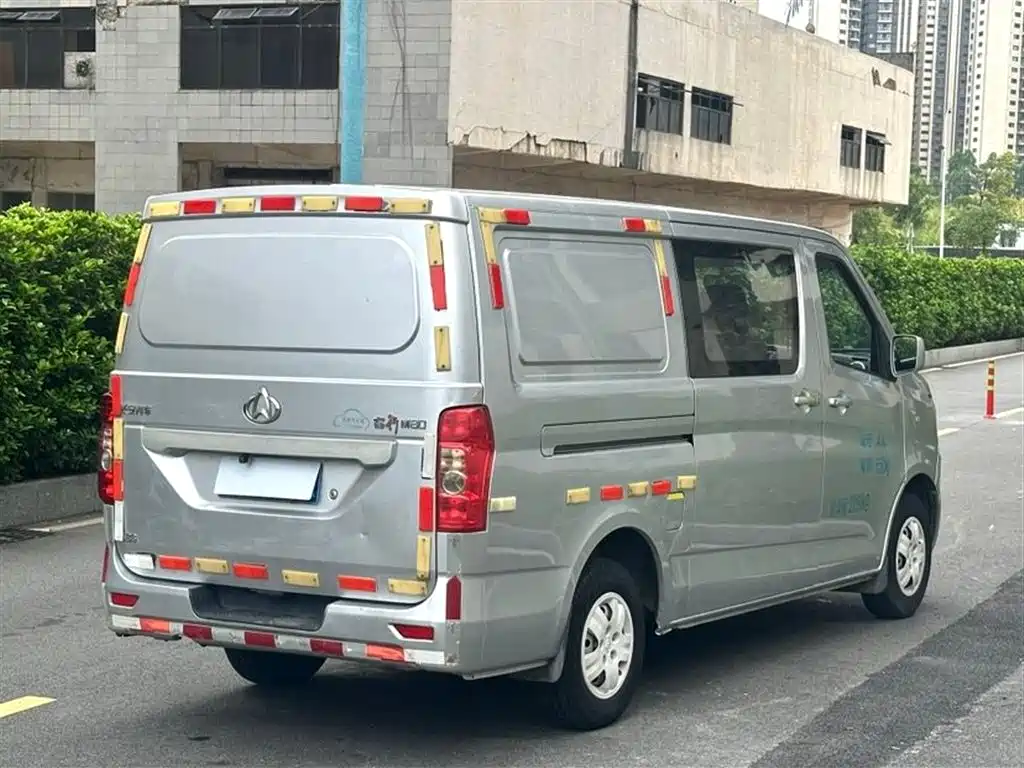 Changan Ruixing M80 1.5 L Basic 4-seat Single AC AC CN-VI Flat Roof Hatch DAM15 KR