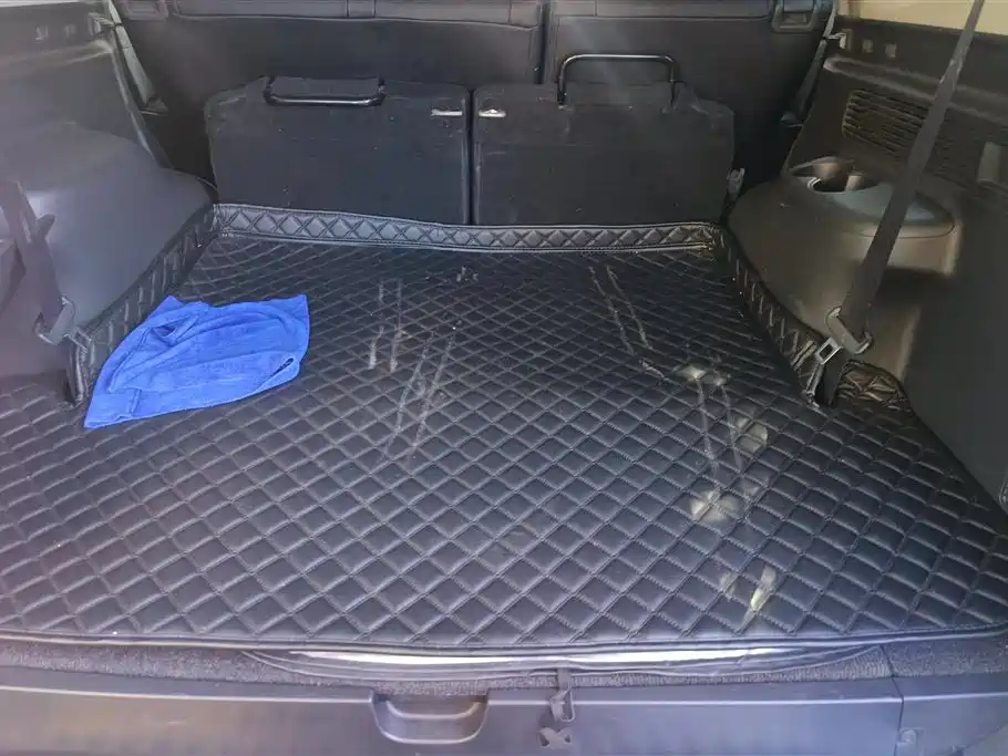 Pajero Sport (Import) 帕杰罗·劲畅进口 2020款 3.0 L 豪华版
