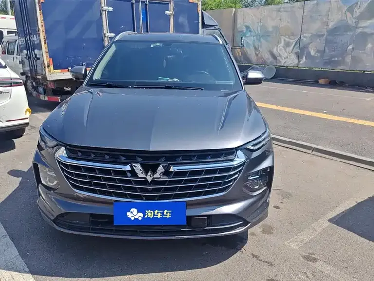 Wuling Victory 1.5 T CVT Flagship