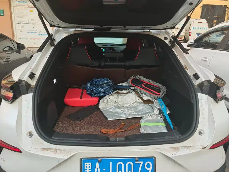 Changan UNI-T 1.5 T Distinguished