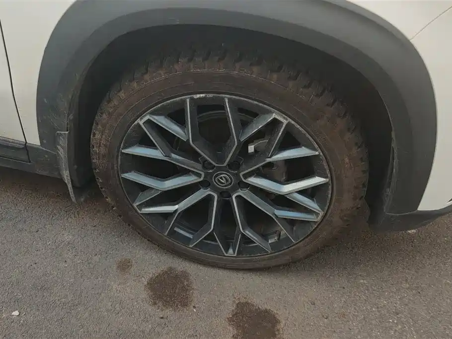 Changan UNI-T 1.5 T Distinguished