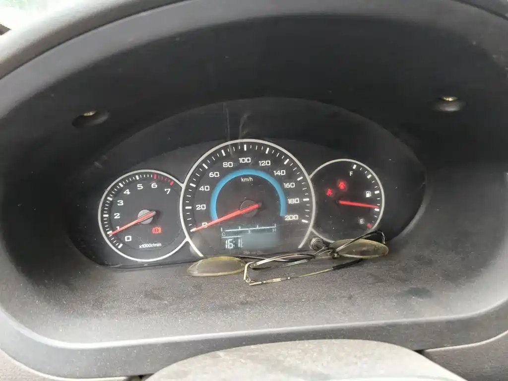 Wuling Rongguang V 1.5 L Standard