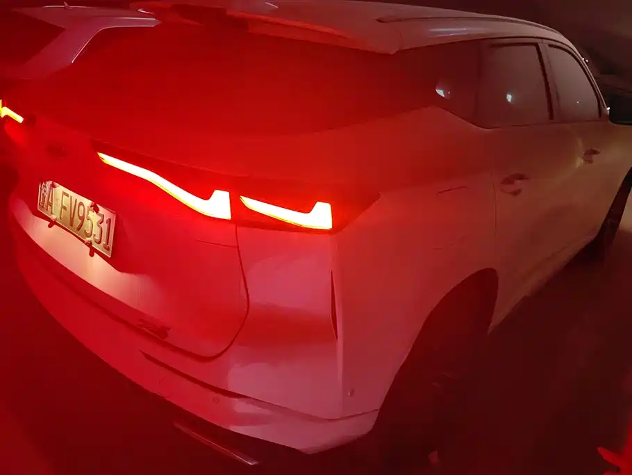 Changan Oshan Z6 NEV Smart Electric iDD 150 KM Flagship PLUS Smart Parking