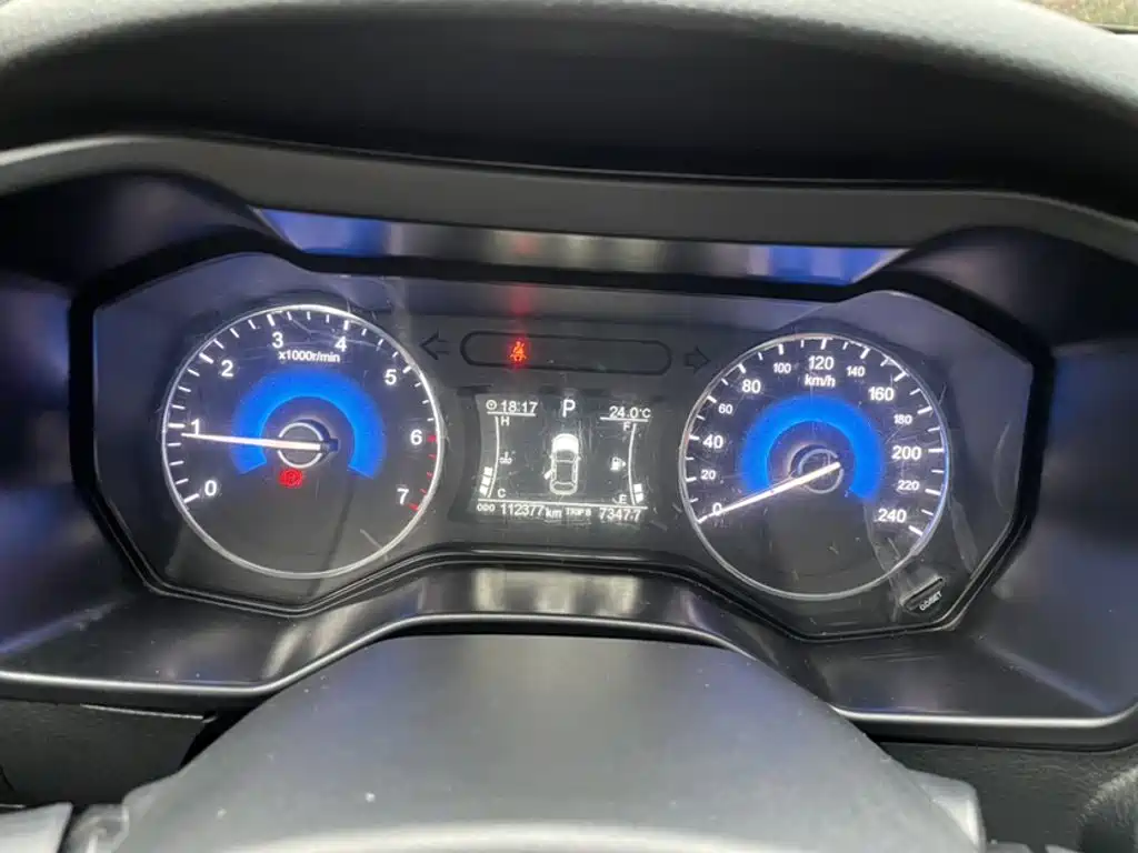Fengguang 580 1.5 T CVT Comfort