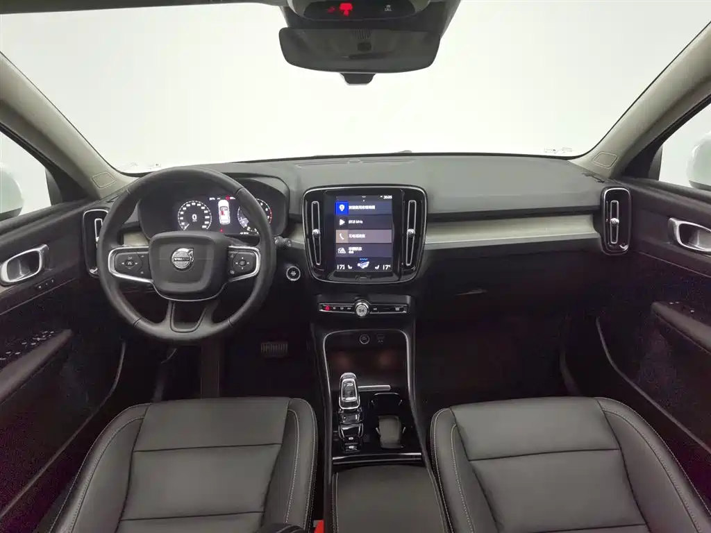 Volvo XC40 T4 4 WD Smart Vision Luxury