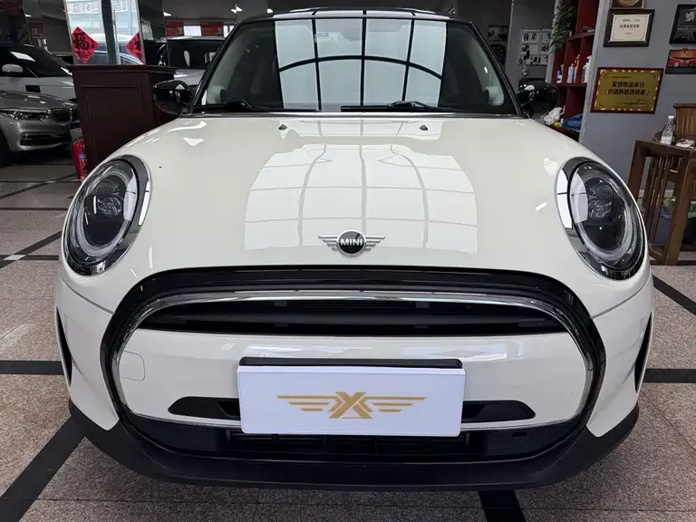 MINI Facelift 1.5 T COOPER Artist