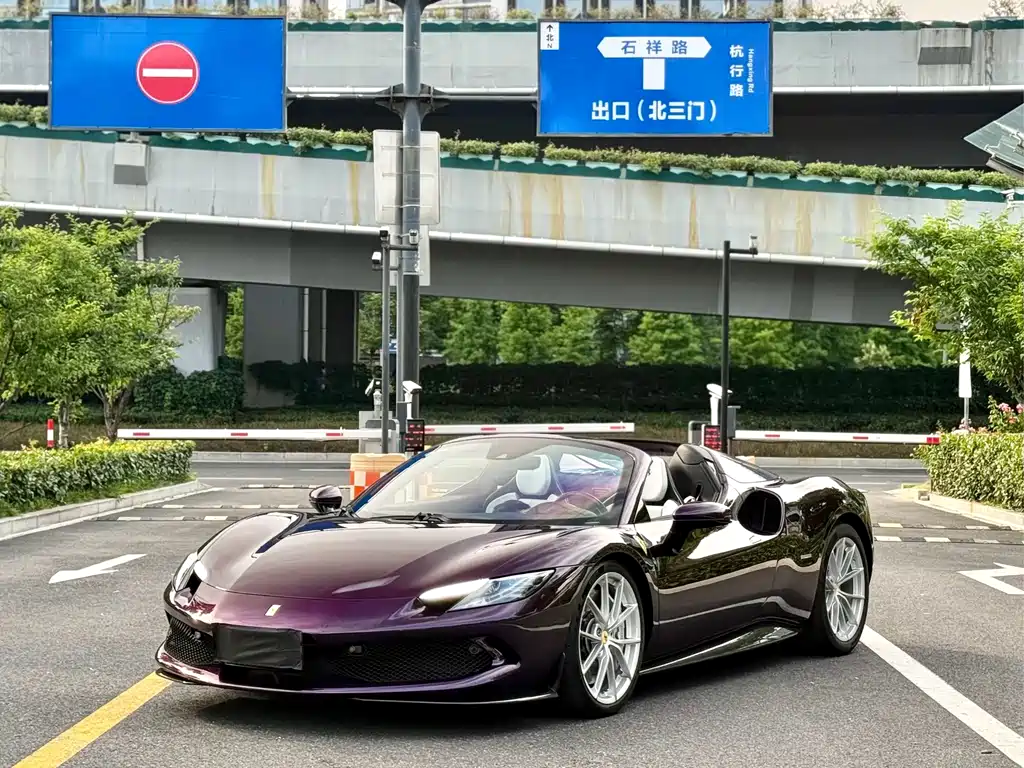 Ferrari 296 3.0 T V6 GTS