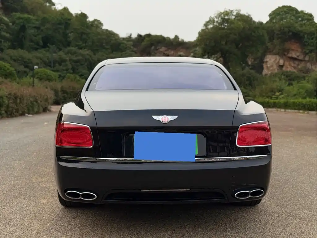Flying Spur 4.0 T V8 Distinguished