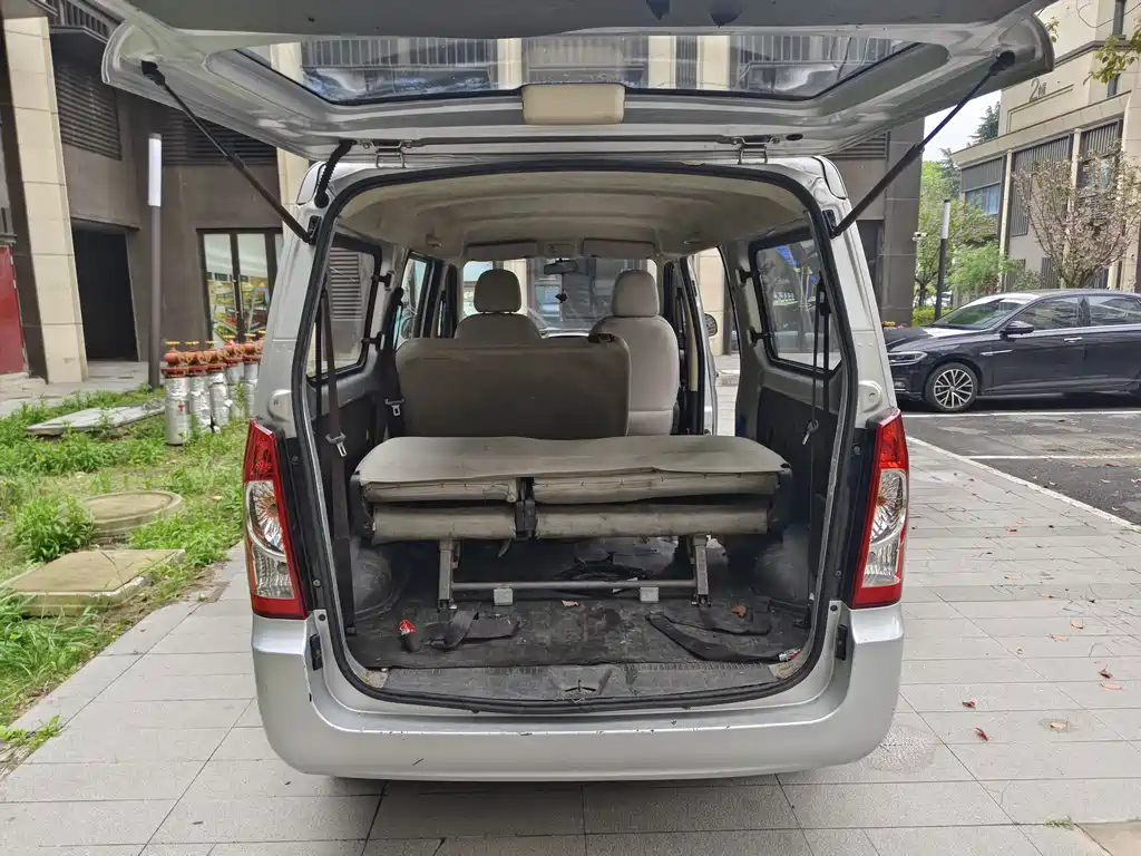Wuling Rongguang 1.2 L S Basic